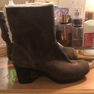 Fur heeled booties